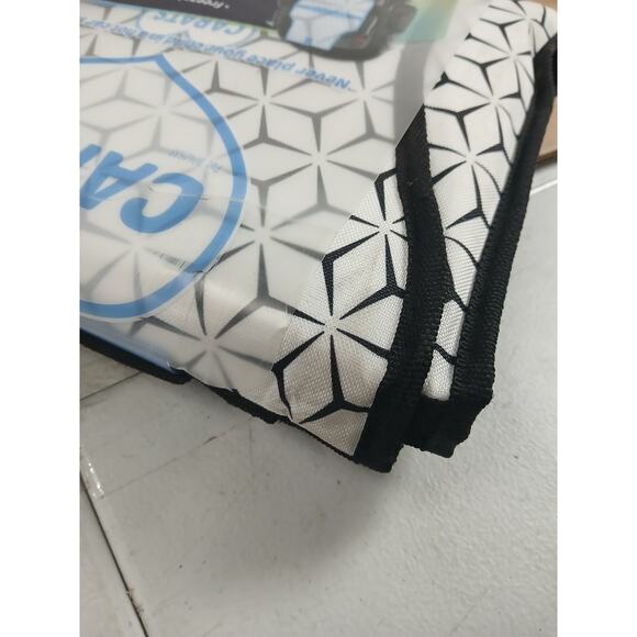 USED Cool Carats Car Seat Cooling Pad for Babies, Black  /White-OS - Picture 2 of 4